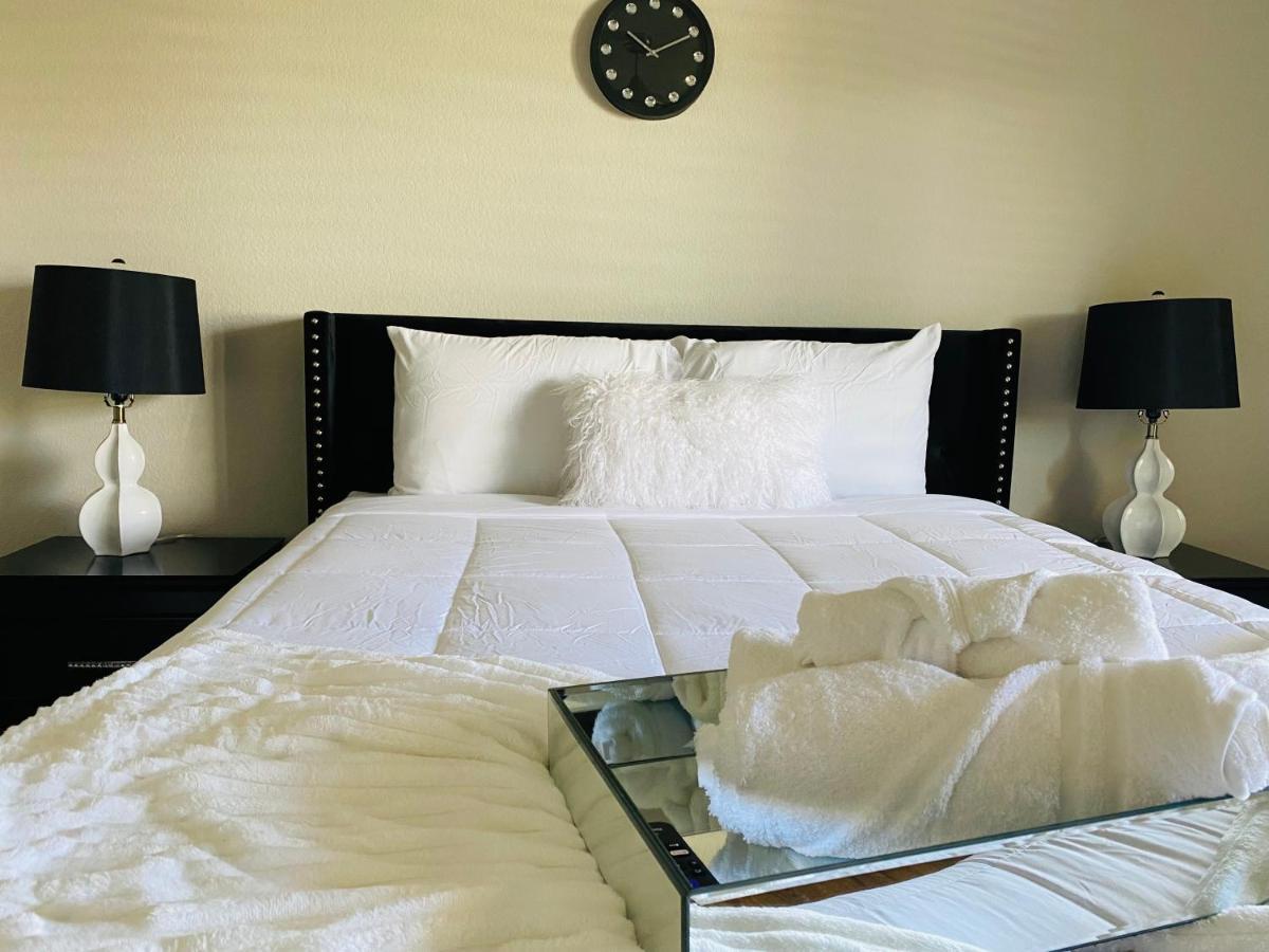 Fashionable Stylish Apartment Houston Luaran gambar