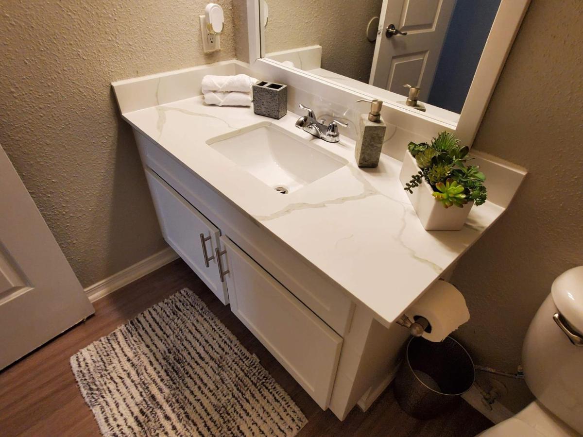 Fashionable Stylish Apartment Houston Luaran gambar